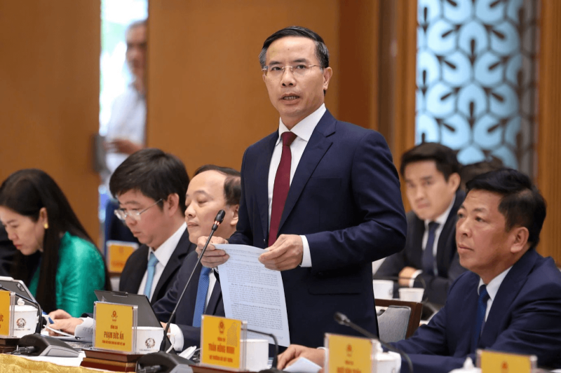 Thống đốc cập nhật loạt giải pháp khơi thông vốn cho doanh nghiệp: Mở rộng cho vay ngoại tệ, bổ sung chính sách nhận tài sản bảo đảm phục vụ phát hành trái phiếu
